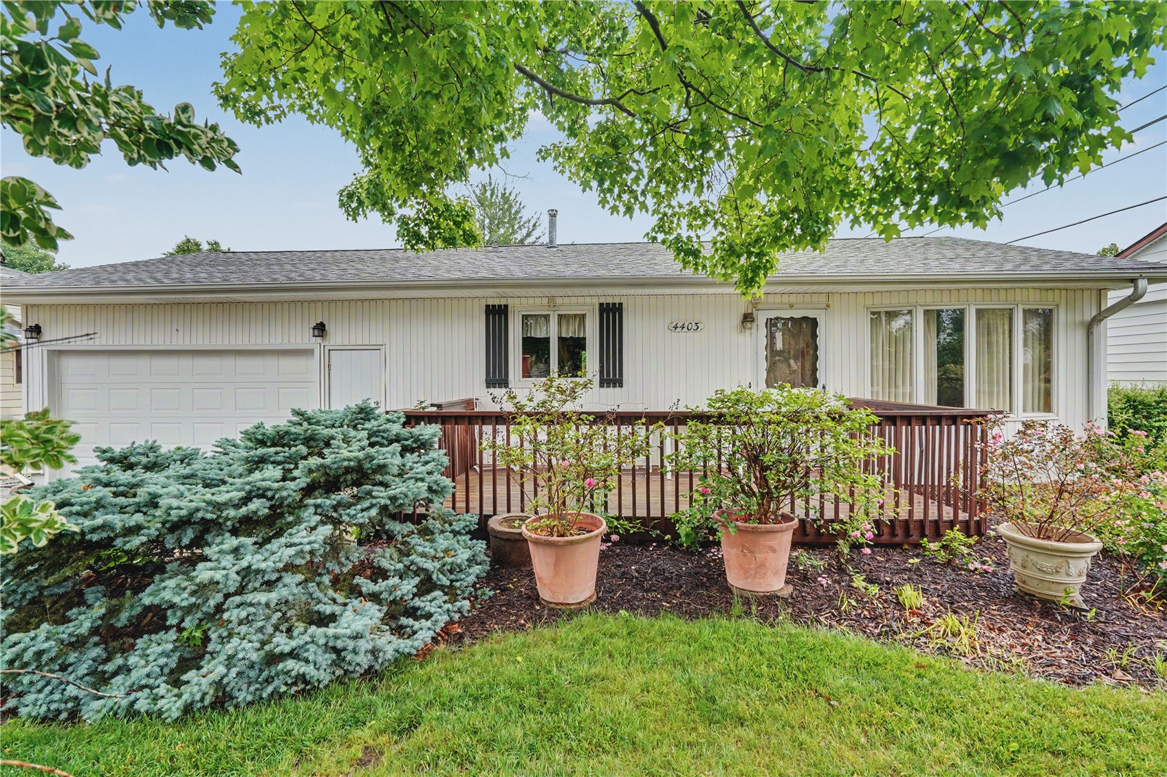 4403 Lee Street NE Cedar Rapids IA 52402