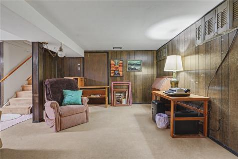4403 Lee Street NE Cedar Rapids IA 52402