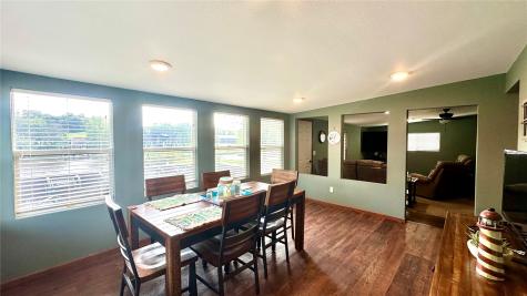 21020 265th Street Manchester IA 52057