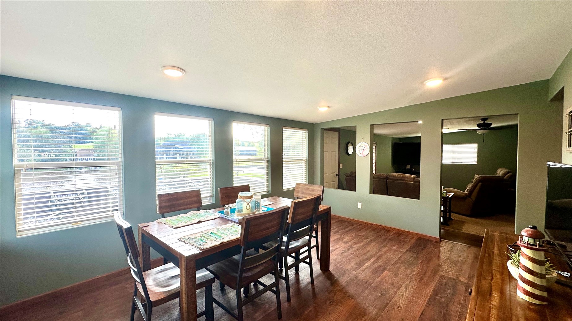 21020 265th Street Manchester IA 52057