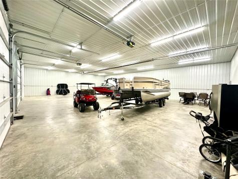 21020 265th Street Manchester IA 52057