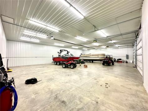 21020 265th Street Manchester IA 52057
