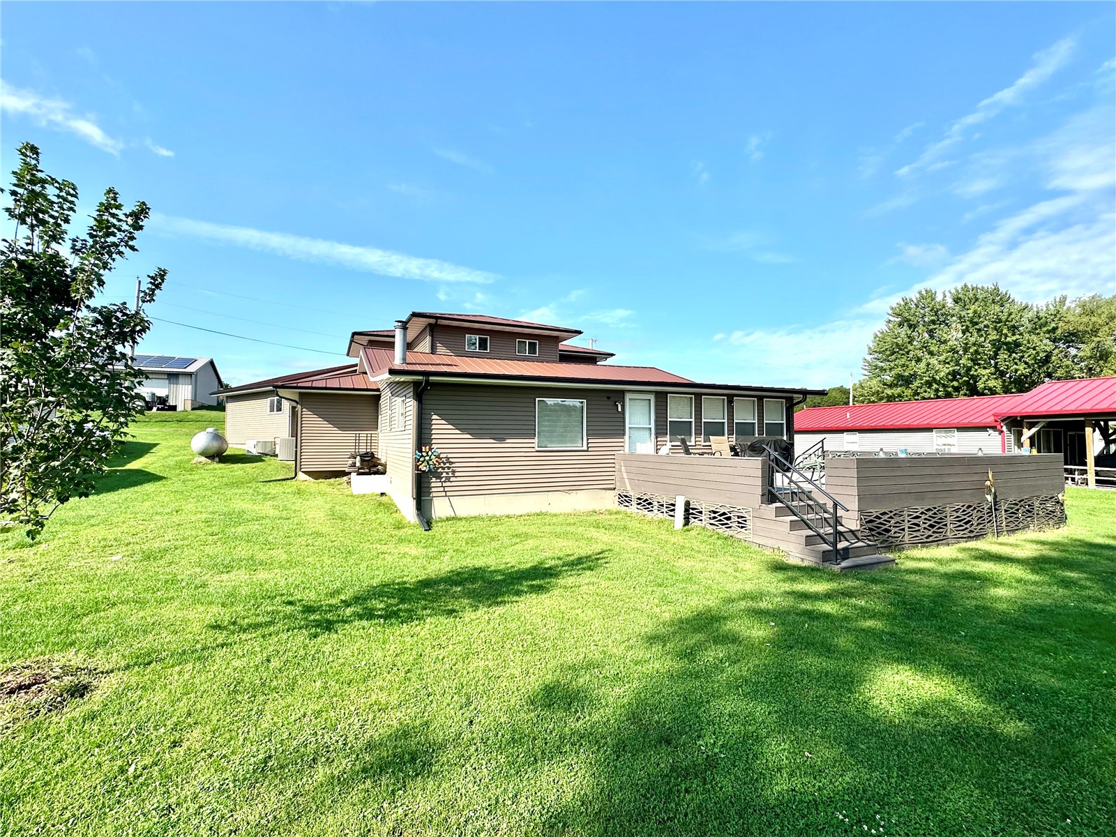 21020 265th Street Manchester IA 52057