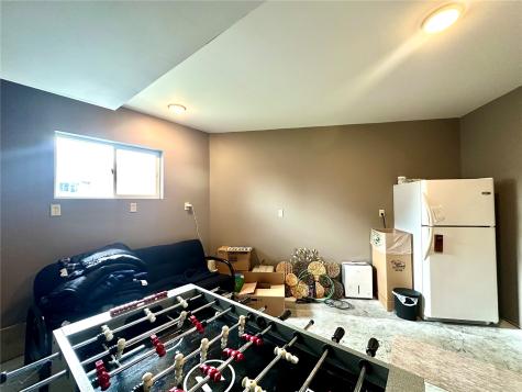 21020 265th Street Manchester IA 52057