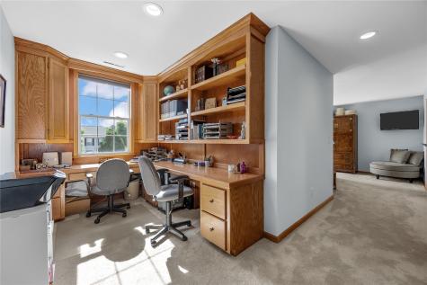7703 Winston Drive NE Cedar Rapids IA 52402