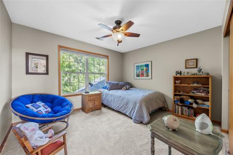 7703 Winston Drive NE Cedar Rapids IA 52402