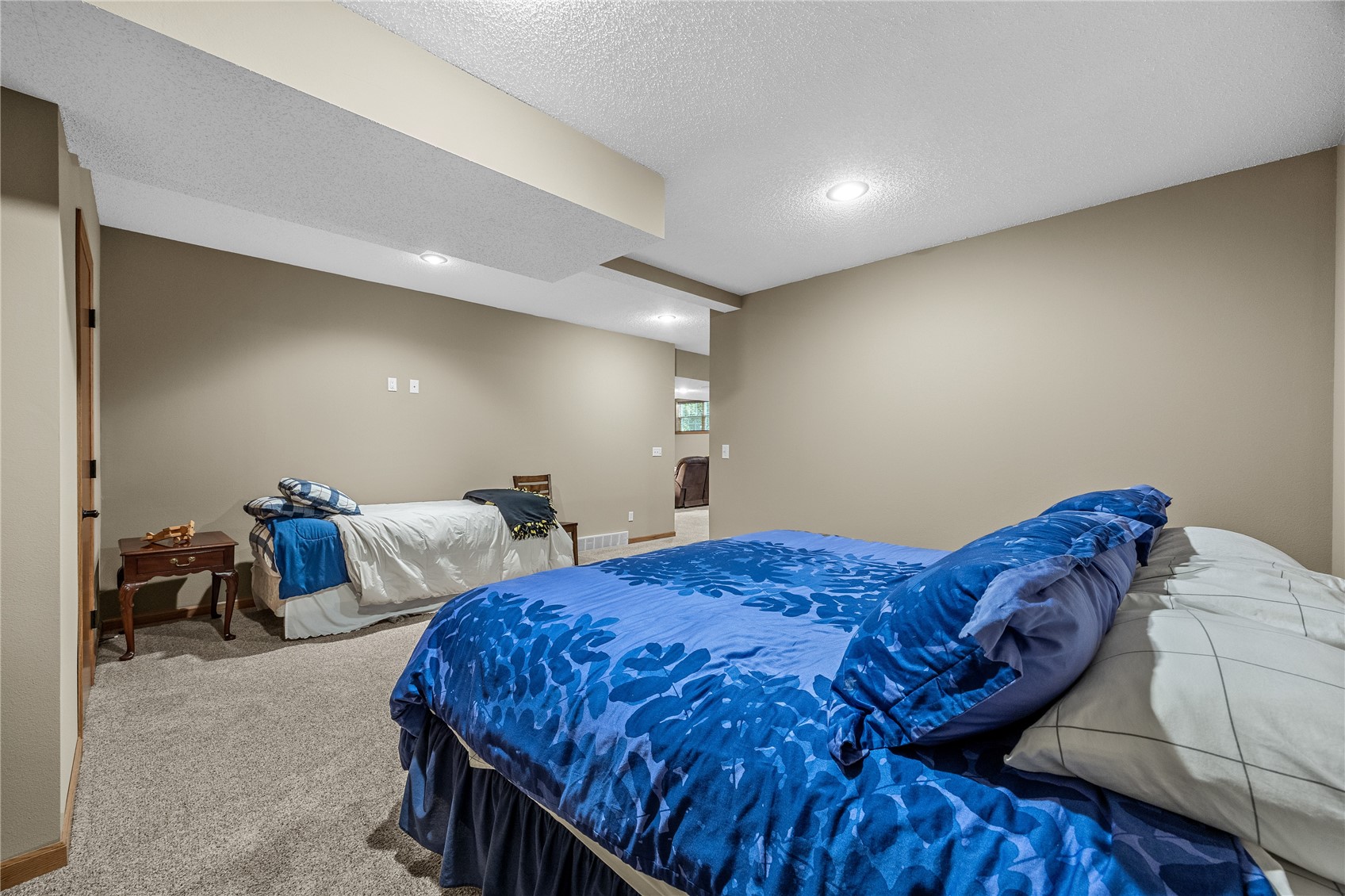 7703 Winston Drive NE Cedar Rapids IA 52402