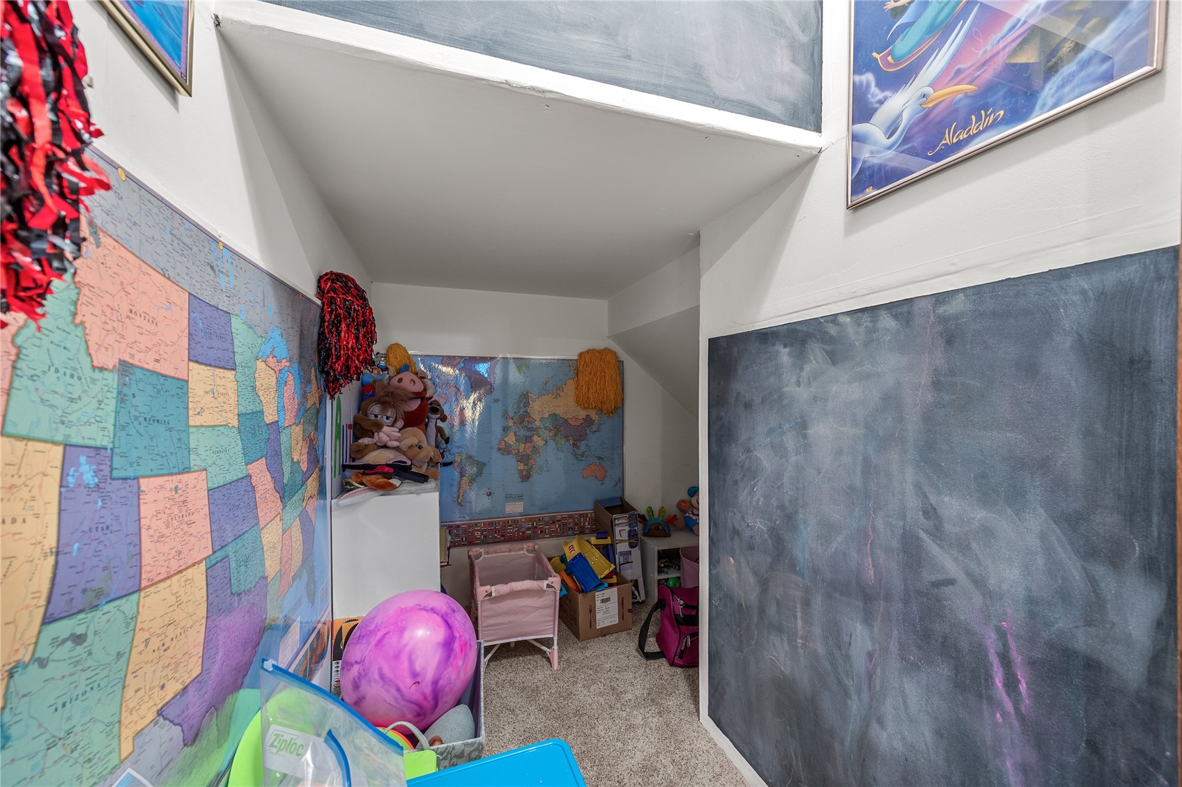 7703 Winston Drive NE Cedar Rapids IA 52402