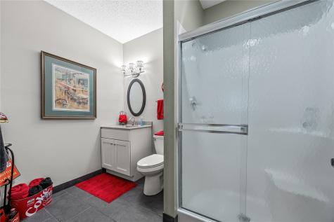 7703 Winston Drive NE Cedar Rapids IA 52402