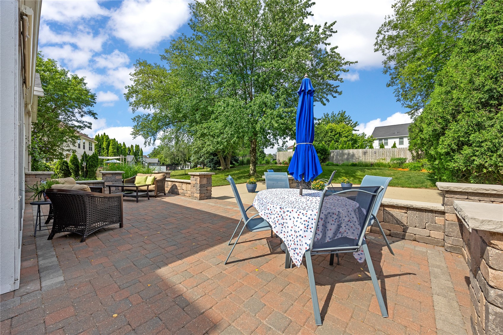 7703 Winston Drive NE Cedar Rapids IA 52402