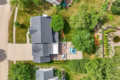 7703 Winston Drive NE Cedar Rapids IA 52402