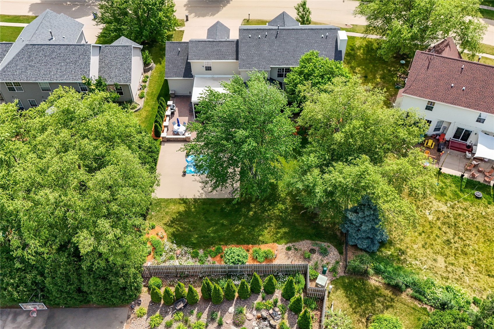 7703 Winston Drive NE Cedar Rapids IA 52402