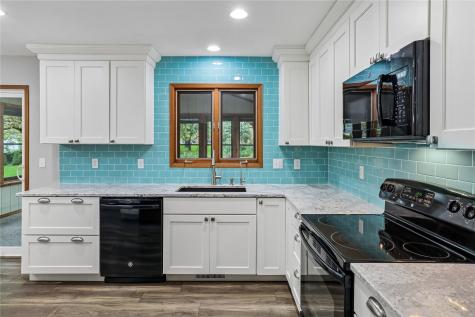109 Oberlin Street Iowa City IA 52245