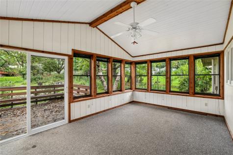 109 Oberlin Street Iowa City IA 52245
