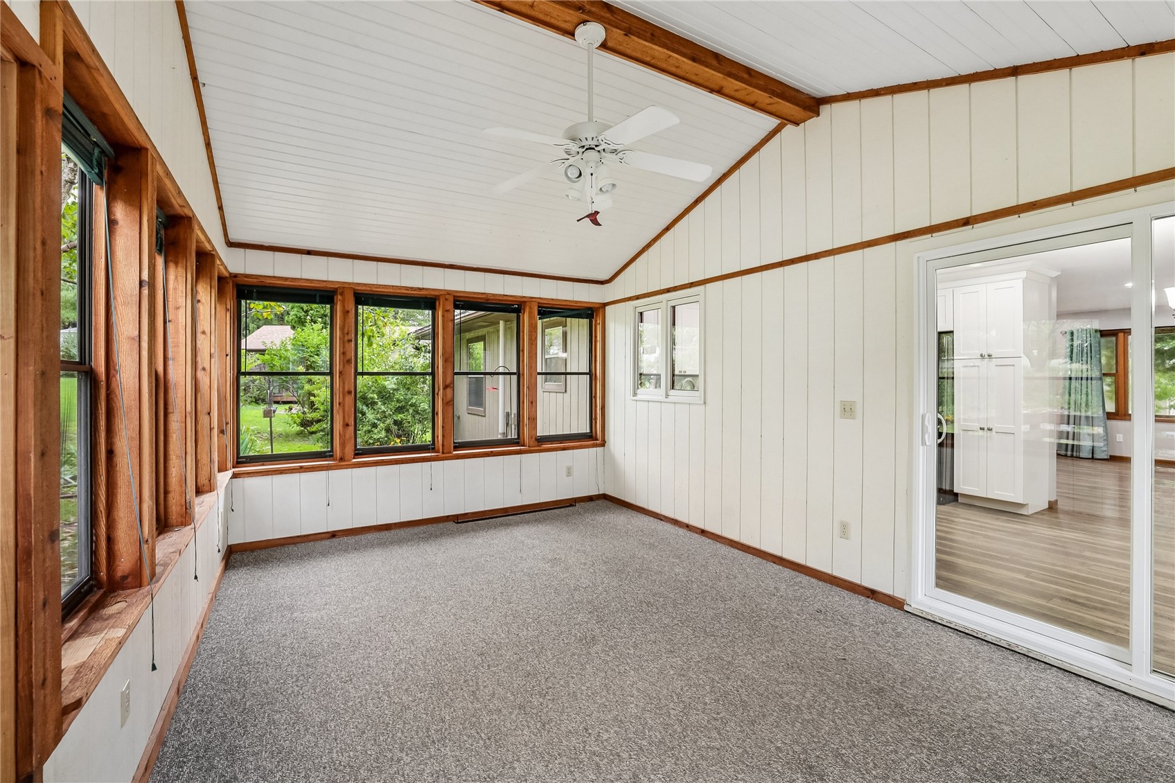 109 Oberlin Street Iowa City IA 52245