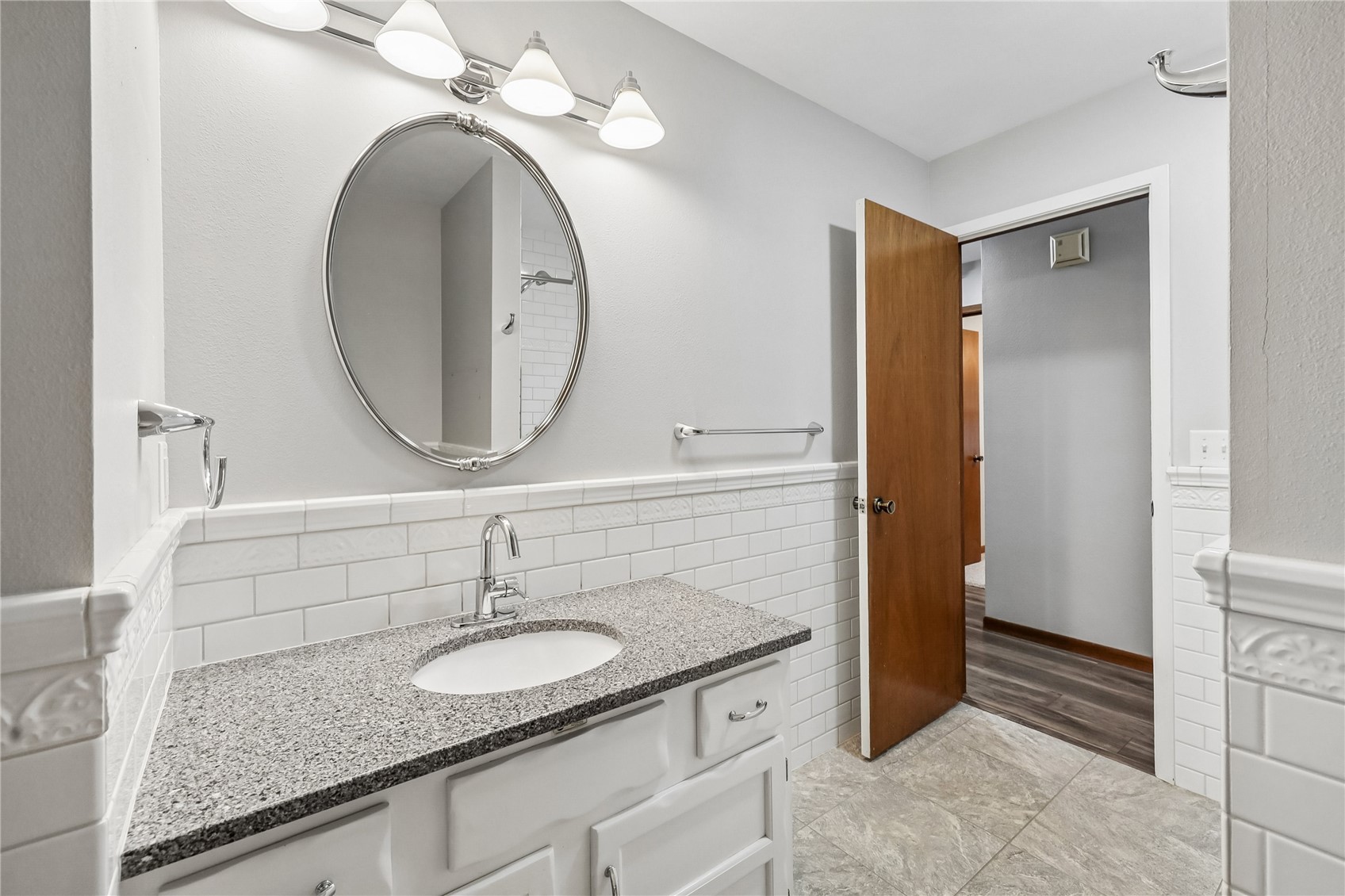 109 Oberlin Street Iowa City IA 52245