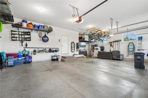 716 Tiburan Lane NE Cedar Rapids IA 52402