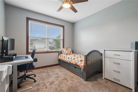 716 Tiburan Lane NE Cedar Rapids IA 52402