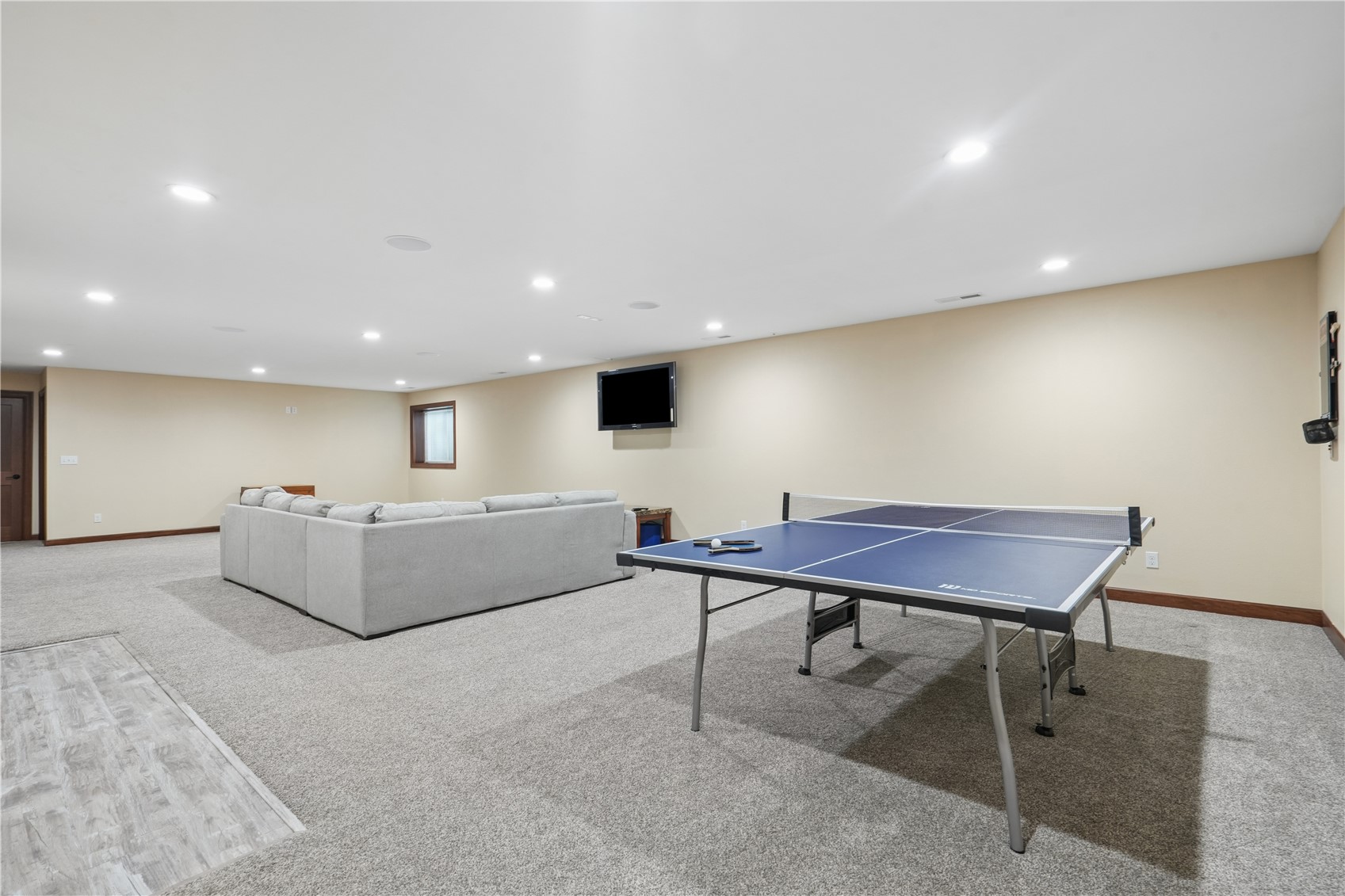 716 Tiburan Lane NE Cedar Rapids IA 52402