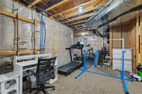 716 Tiburan Lane NE Cedar Rapids IA 52402