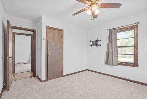 1125 J Avenue NW Cedar Rapids IA 52405