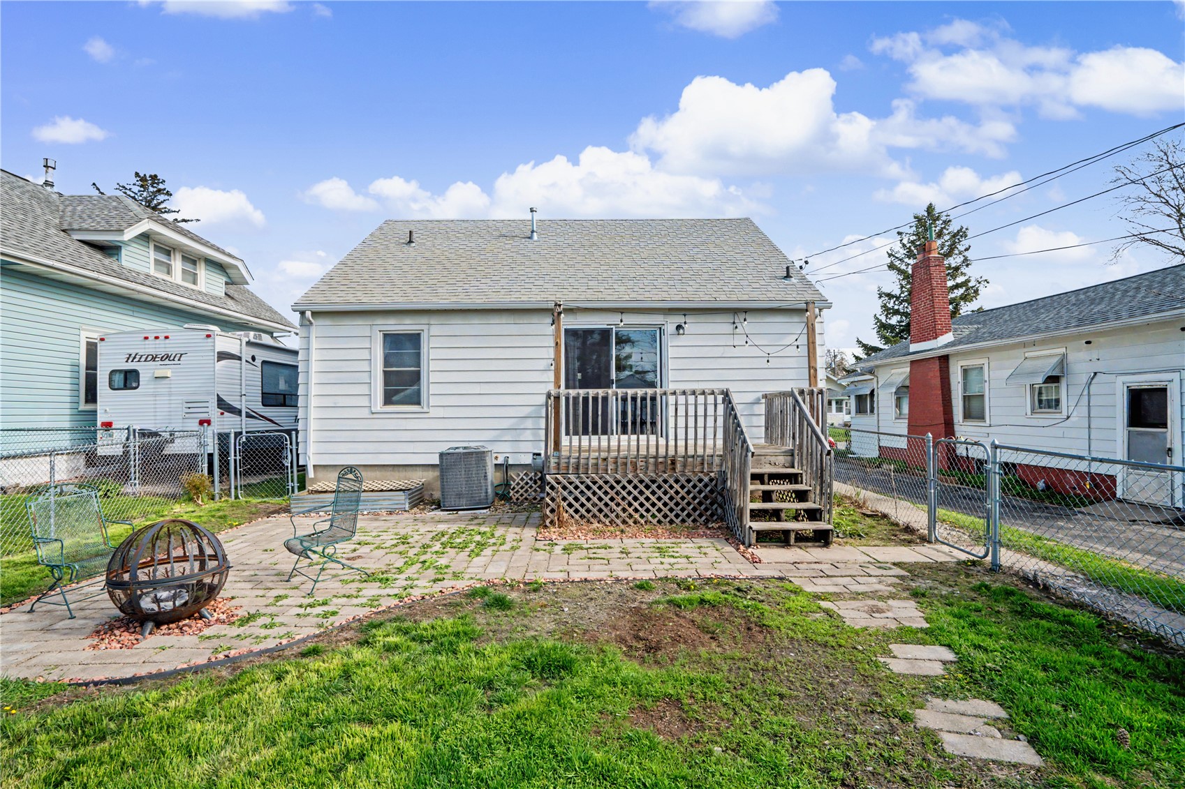 1125 J Avenue NW Cedar Rapids IA 52405