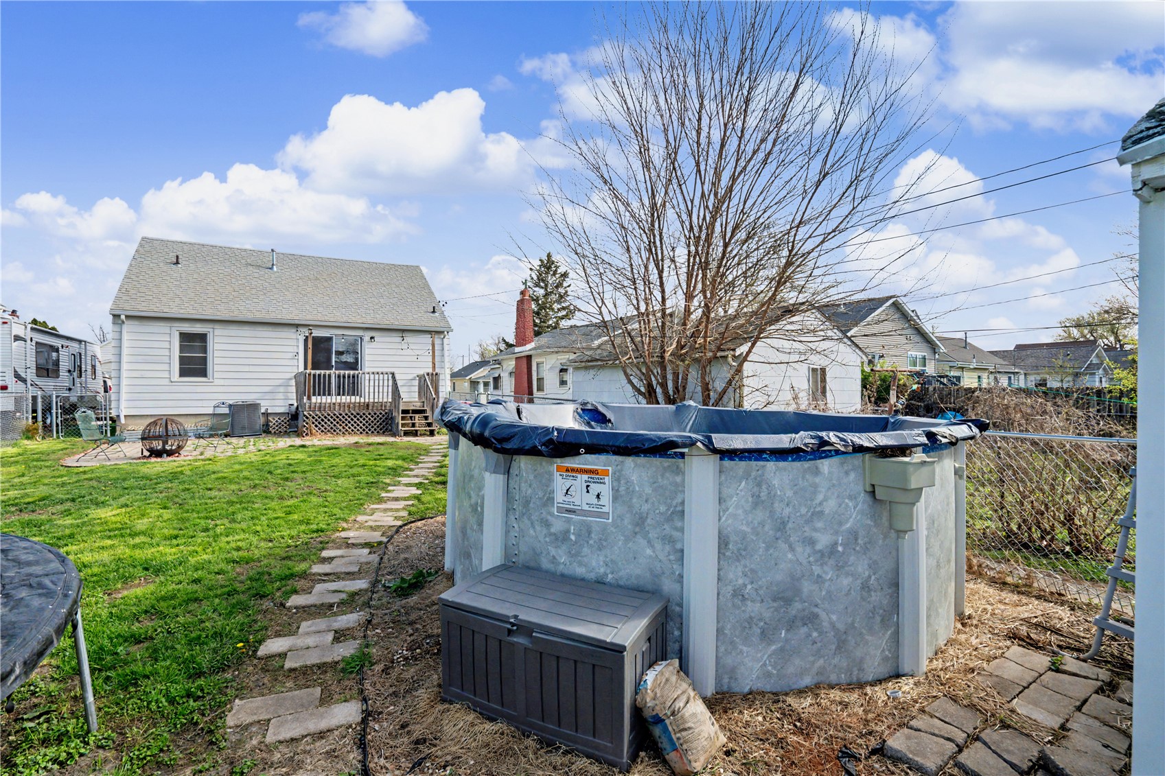 1125 J Avenue NW Cedar Rapids IA 52405