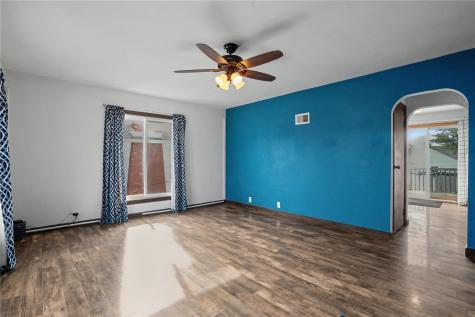 1125 J Avenue NW Cedar Rapids IA 52405