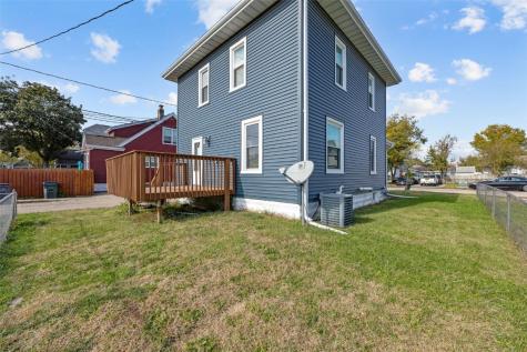 715 9th Avenue SW Cedar Rapids IA 52404