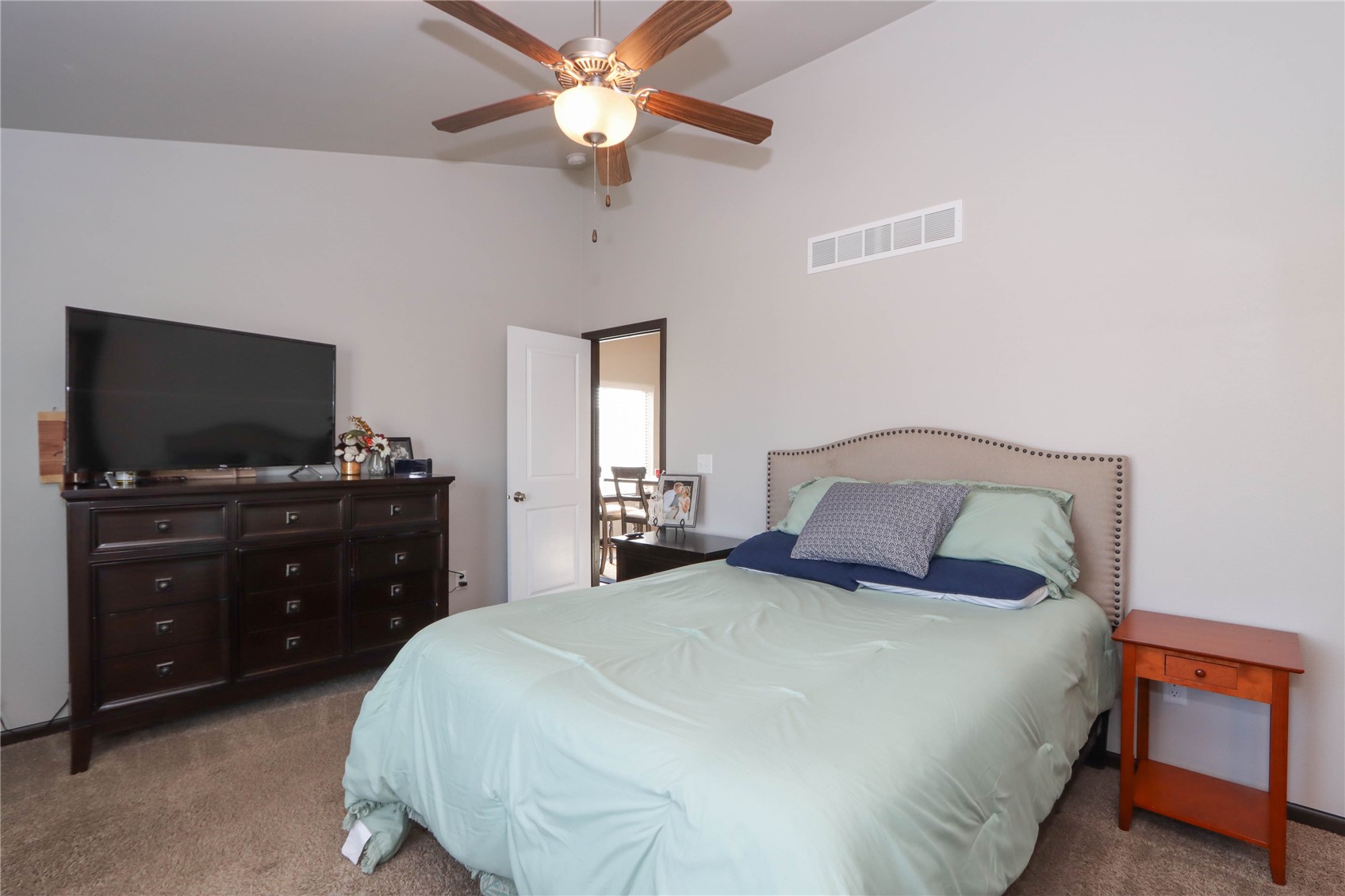 1247 Mary Lane North Liberty IA 52317