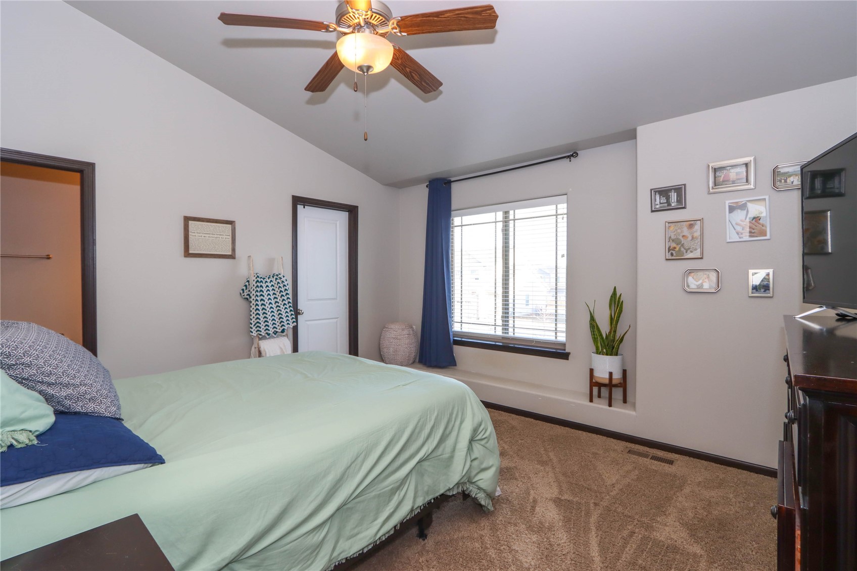 1247 Mary Lane North Liberty IA 52317