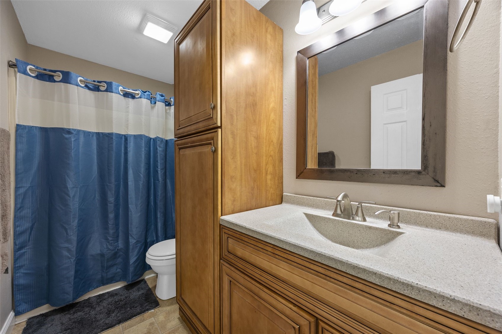 1004 Westwood Drive NW Cedar Rapids IA 52405