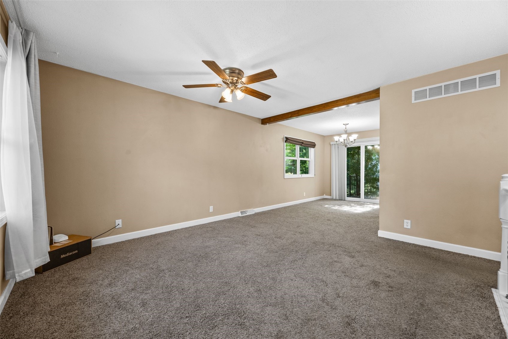 1004 Westwood Drive NW Cedar Rapids IA 52405