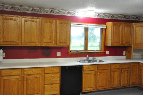 17782 180th Street IA 52252