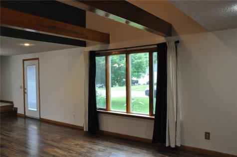 17782 180th Street IA 52252
