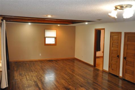 17782 180th Street IA 52252