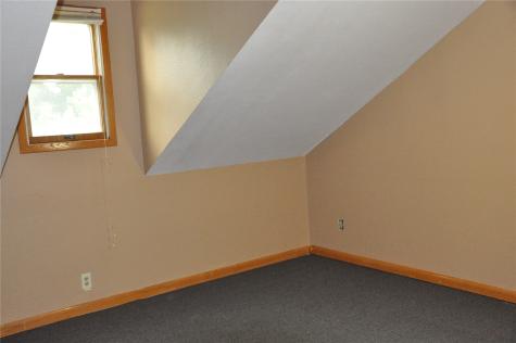 17782 180th Street IA 52252