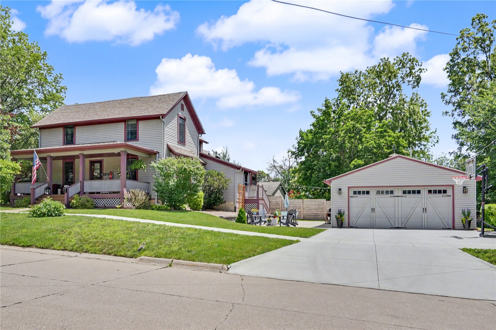 402 3rd Avenue SW Mt Vernon IA 52314
