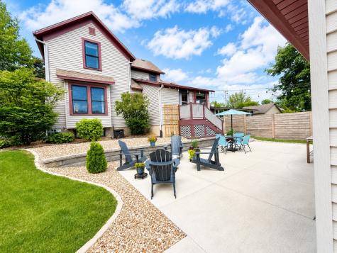 402 3rd Avenue SW Mt Vernon IA 52314