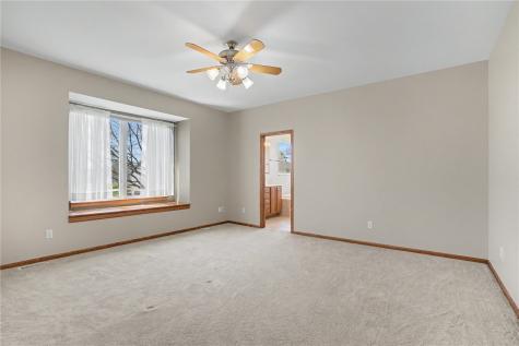 130 Bluff Drive Fairfax IA 52228