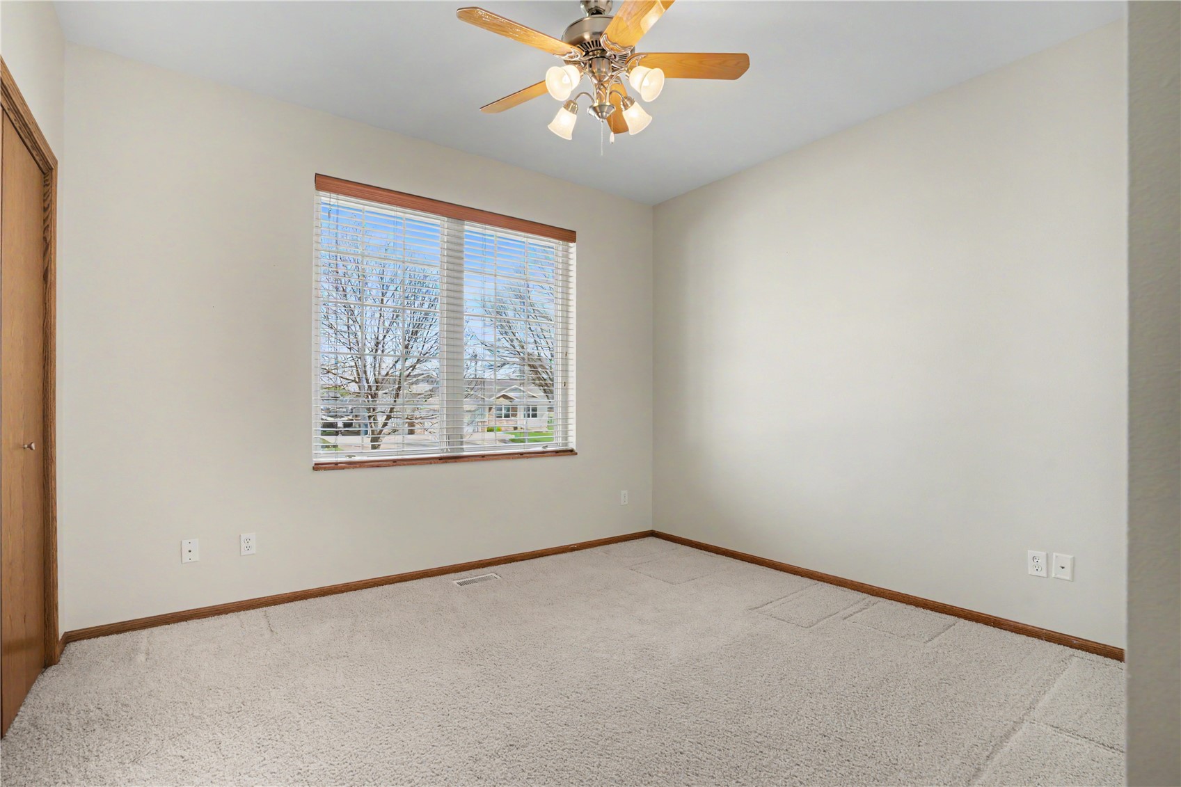 130 Bluff Drive Fairfax IA 52228
