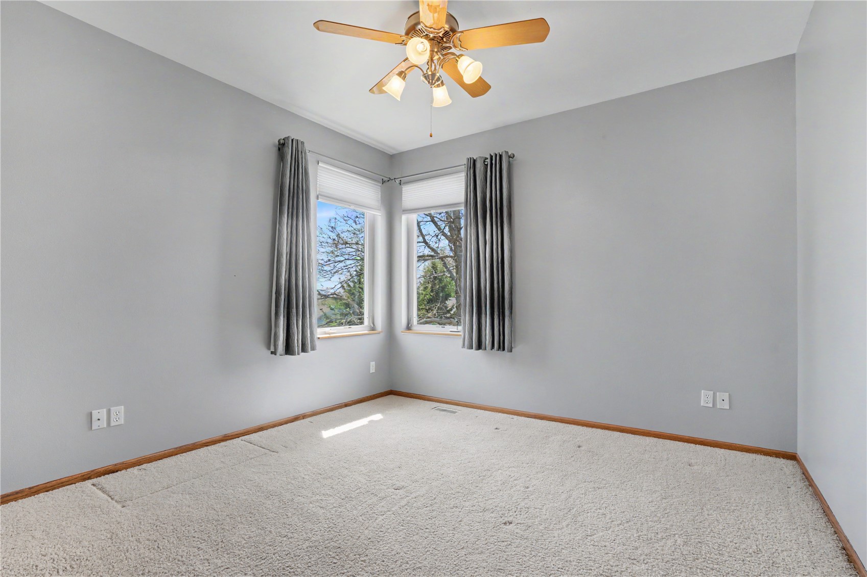 130 Bluff Drive Fairfax IA 52228