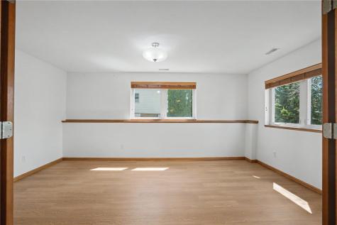 130 Bluff Drive Fairfax IA 52228