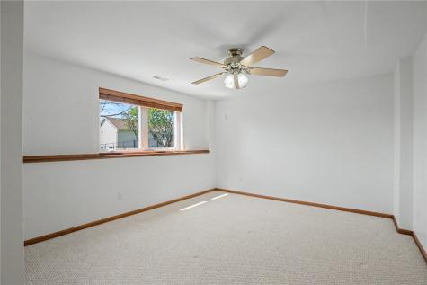 130 Bluff Drive Fairfax IA 52228