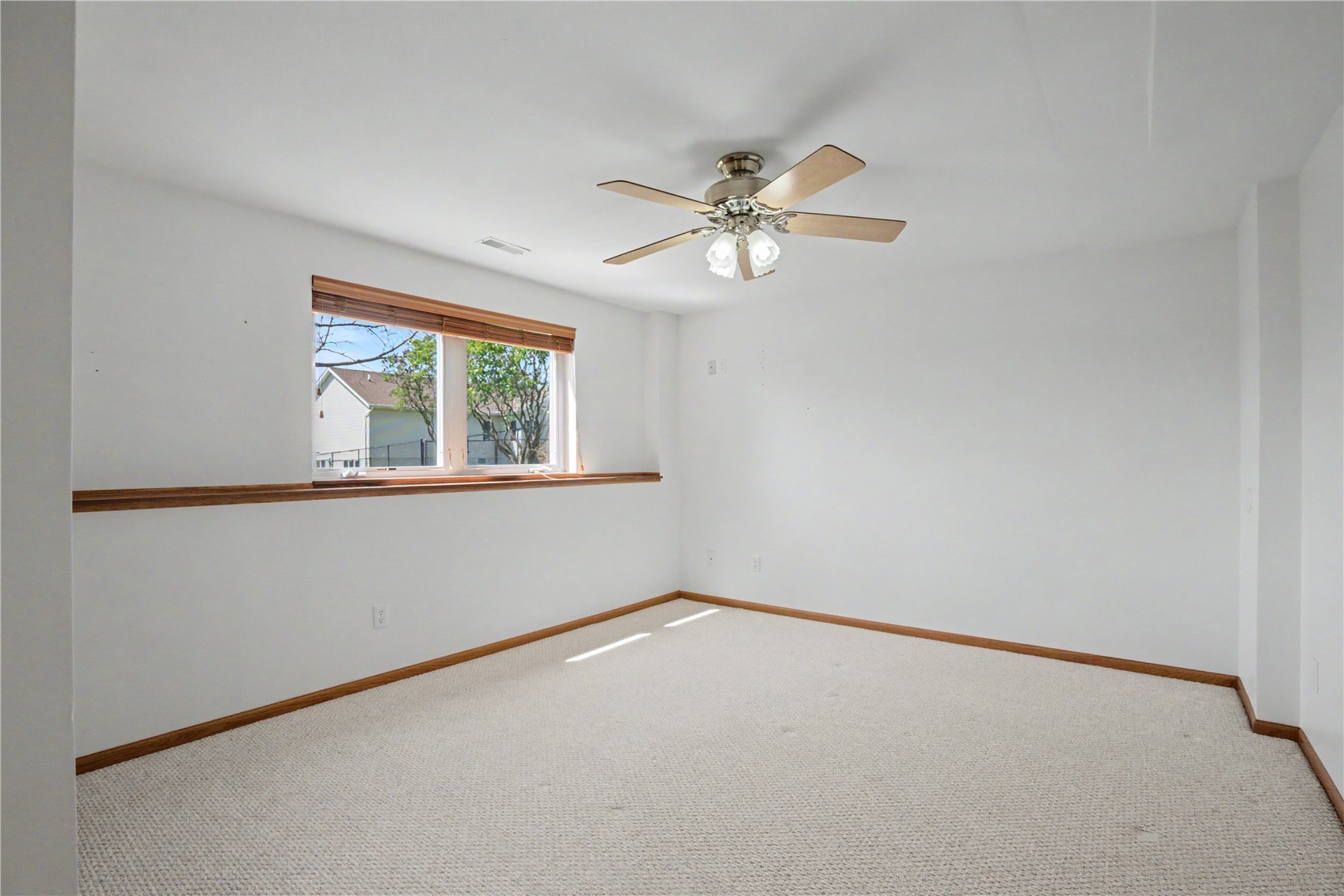 130 Bluff Drive Fairfax IA 52228