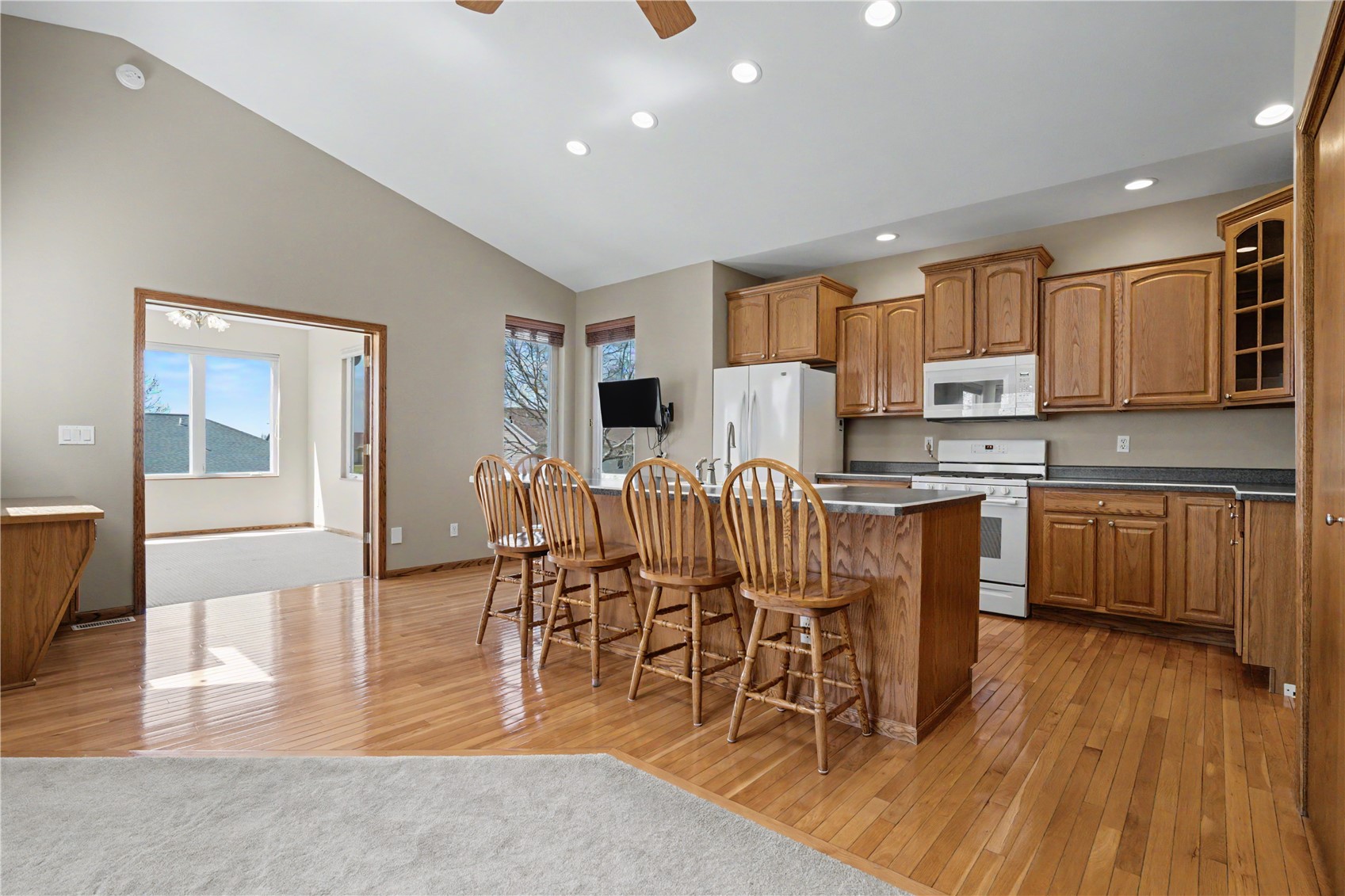 130 Bluff Drive Fairfax IA 52228