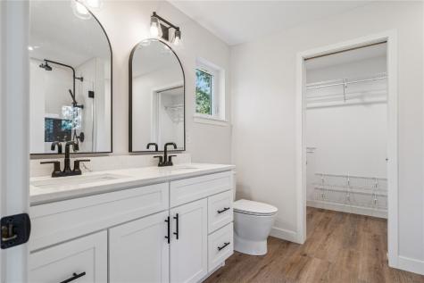 6826 Bottom Land Lane Cedar Rapids IA 52403
