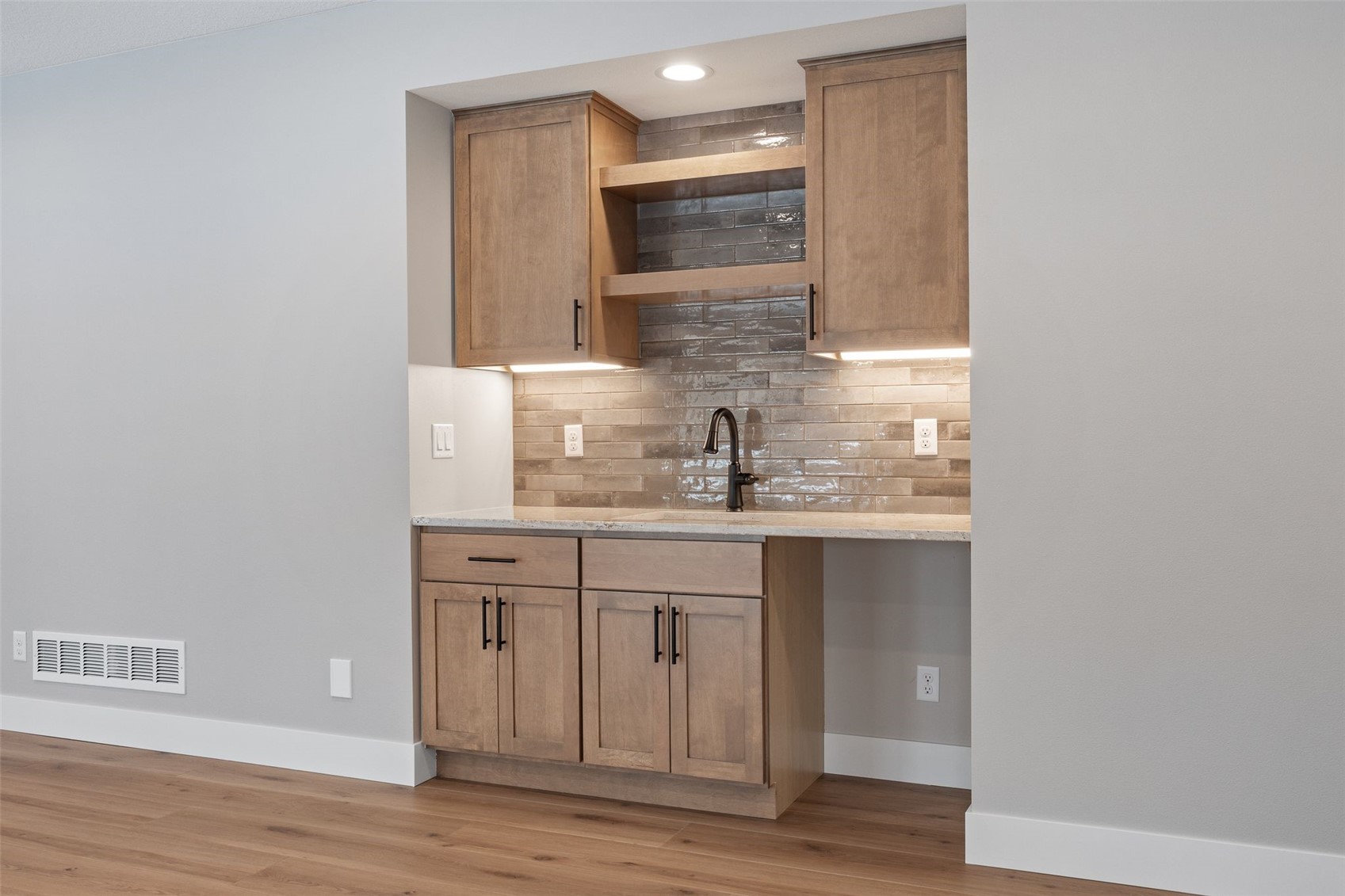 170 Pleasant Hill Drive NW Swisher IA 52338