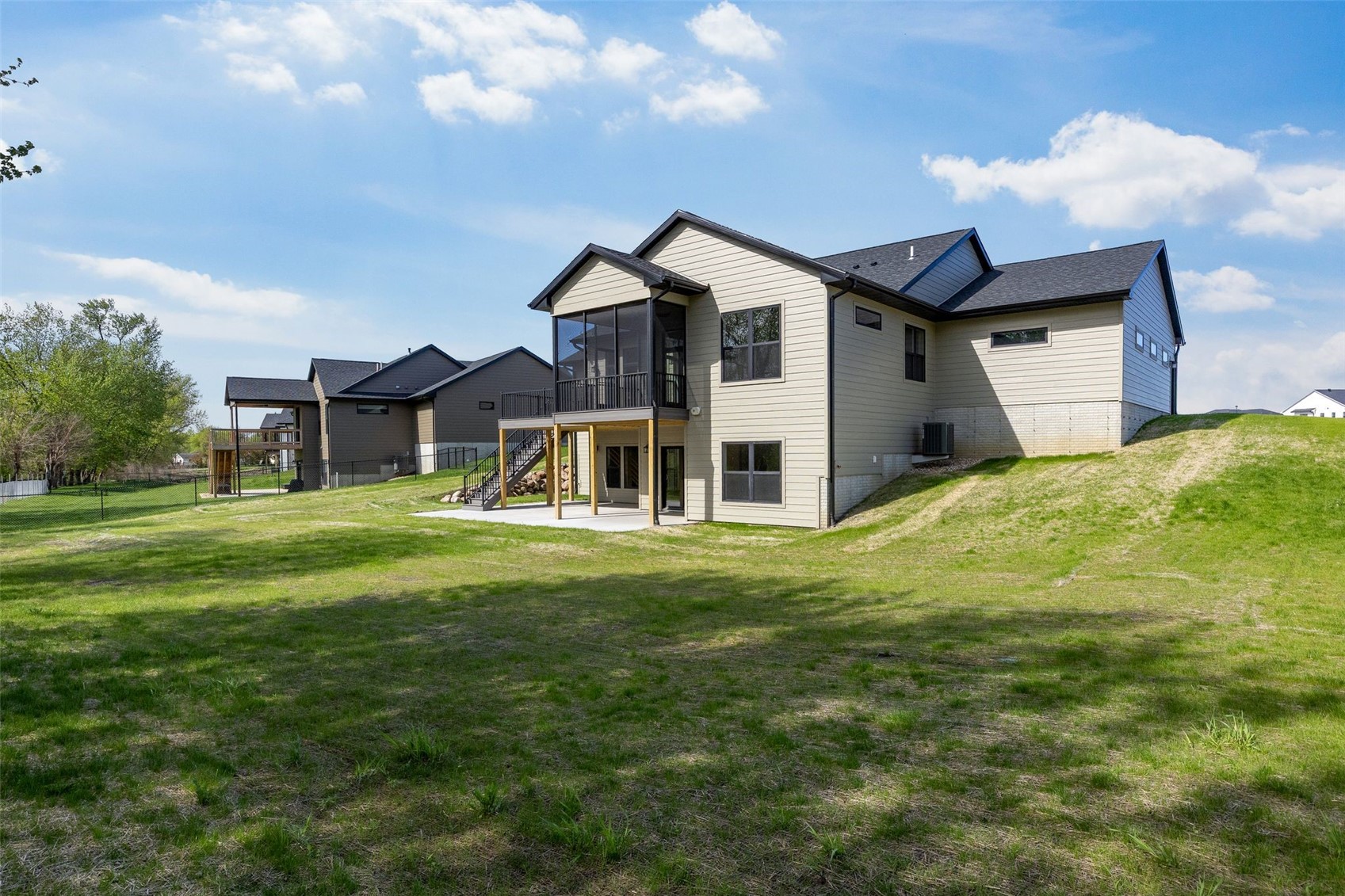 170 Pleasant Hill Drive NW Swisher IA 52338