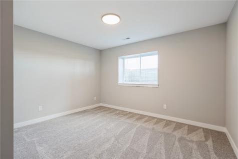 345 Dutch Drive Robins IA 52328